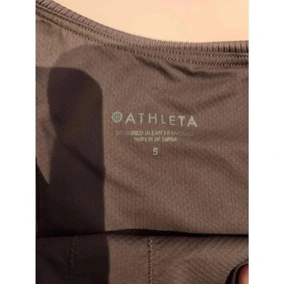 Athleta High Neck Tank Top Mauve Purple Size Small. - Picture 3 of 6